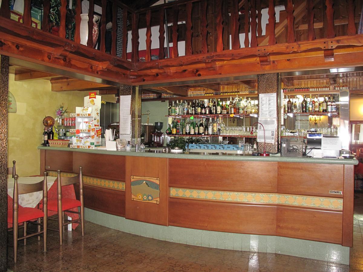 Hotel Ristorante La Nuova Fattoria Carsoli Luaran gambar