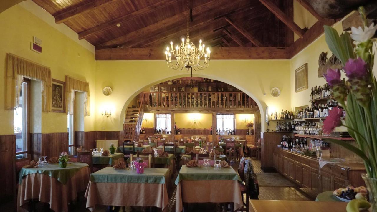 Hotel Ristorante La Nuova Fattoria Carsoli Luaran gambar