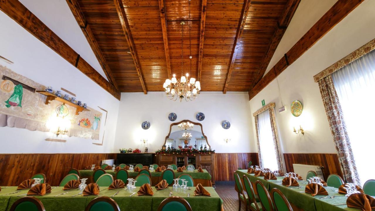Hotel Ristorante La Nuova Fattoria Carsoli Luaran gambar
